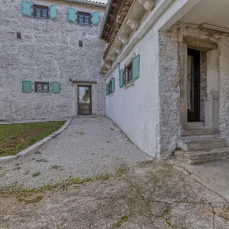 Golden Roots Estate Casa vacanze Pazin