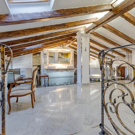 Golden Roots Estate *