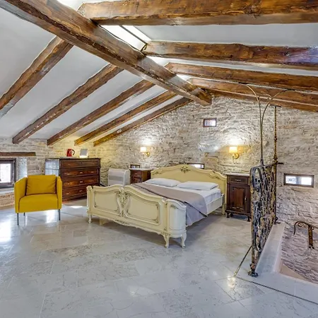 Golden Roots Estate Pazin